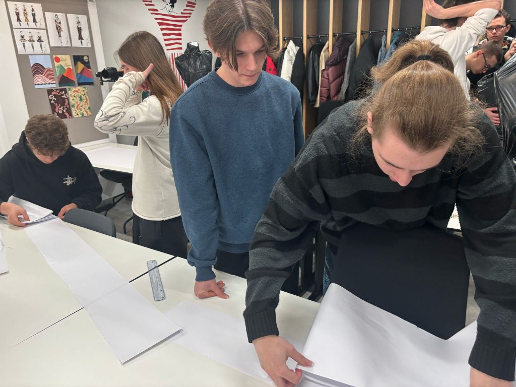 design SLO 23 liceum Pruszków 2