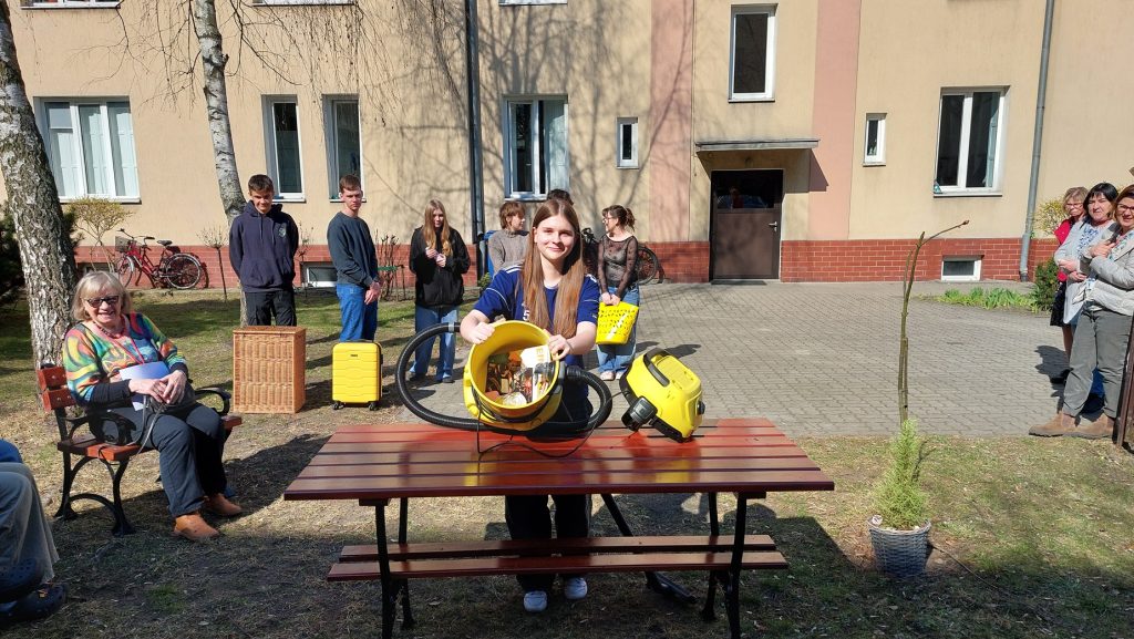 plecak 25 SLO 23 liceum Pruszków 8