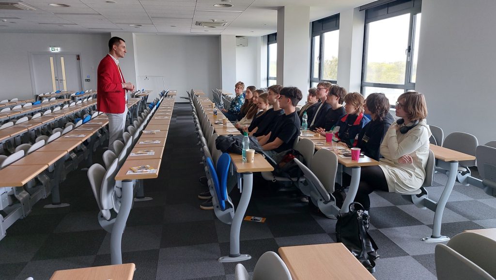 kampus aeh SLO 23 liceum Pruszków 2